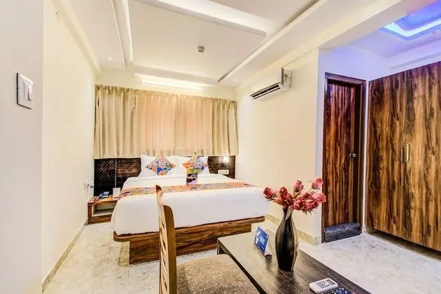 Premium Oda, 1 Büyük (Queen) Boy Yatak, Sigara İçilmez
