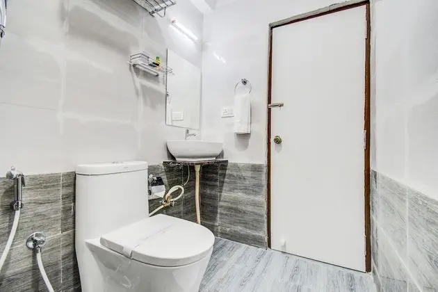Premium Oda, 1 Büyük (Queen) Boy Yatak, Sigara İçilmez