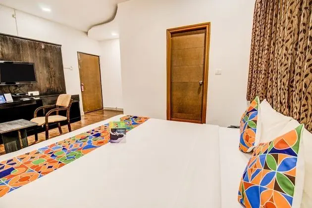 Deluxe Tek Büyük Yataklı Oda, 1 Çift Kişilik Yatak, Sigara İçilmez