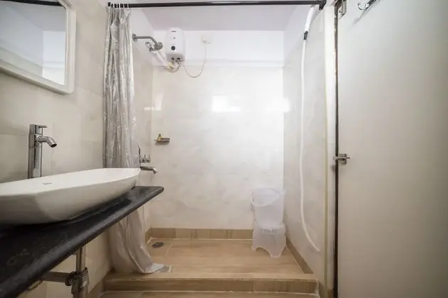 Deluxe Tek Büyük Yataklı Oda, 1 Çift Kişilik Yatak, Sigara İçilmez