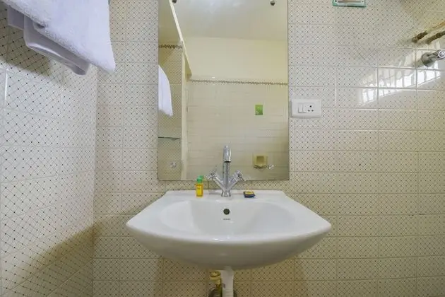 Deluxe Tek Büyük Yataklı Oda, 1 Çift Kişilik Yatak, Sigara İçilmez