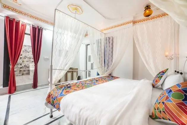 Deluxe Tek Büyük Yataklı Oda, 1 Çift Kişilik Yatak, Sigara İçilmez