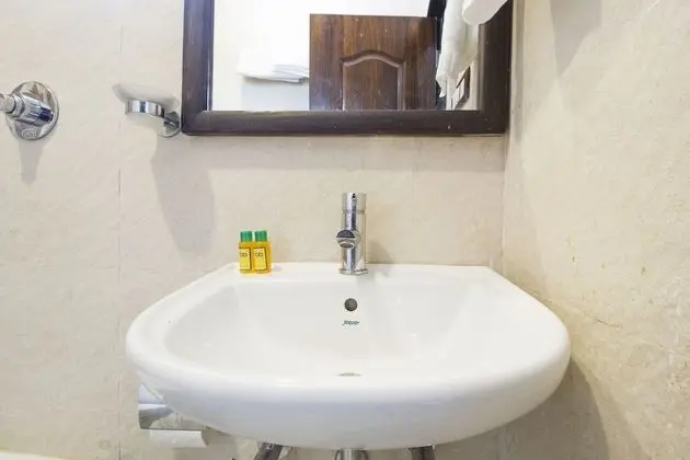 Premium Oda, 1 Büyük (Queen) Boy Yatak, Sigara İçilmez