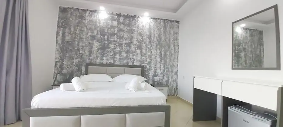 Deluxe Tek Büyük Yataklı Oda, Balkon, Deniz Manzaralı