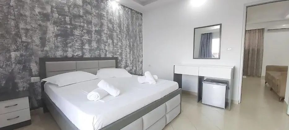 Deluxe Tek Büyük Yataklı Oda, Balkon, Deniz Manzaralı