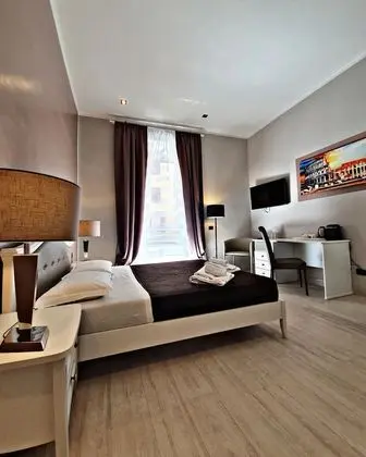 Deluxe Tek Büyük Yataklı Oda (COLOSSEO)