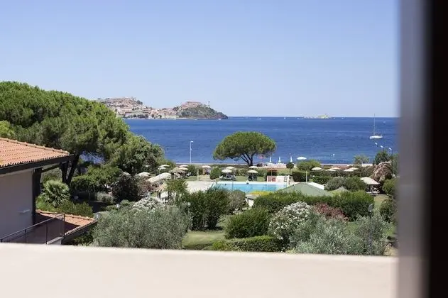 Üç Kişilik Oda, Deniz Manzaralı