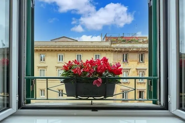 Classic Üç Kişilik Oda