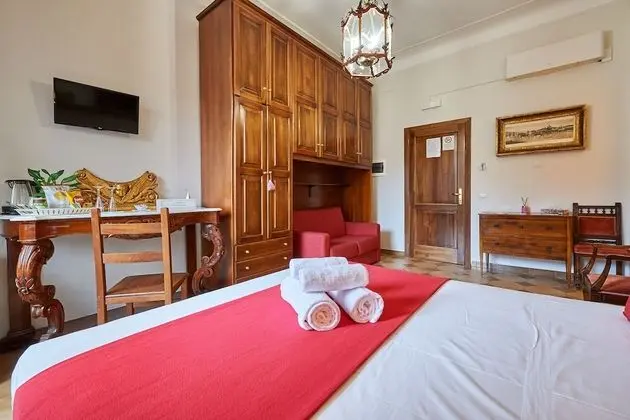 Classic Üç Kişilik Oda