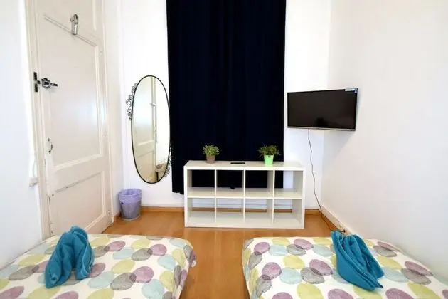 İki Ayrı Yataklı Oda (with shared bathroom)