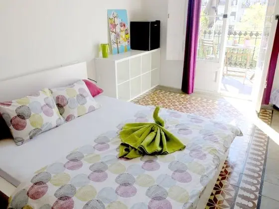 Tek Büyük Yataklı Oda (with Private Bathroom)