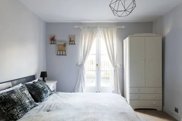 Villa (4 Bedrooms)