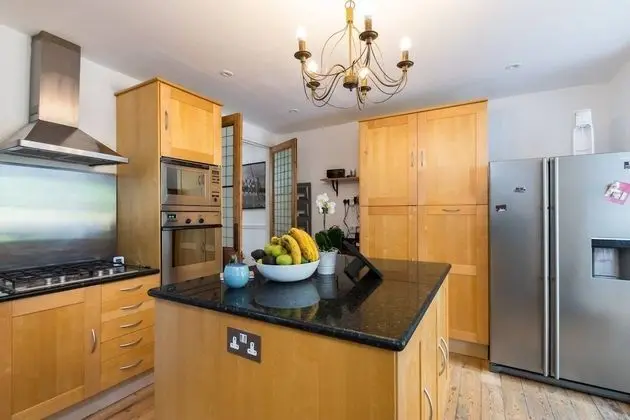 Villa (4 Bedrooms)