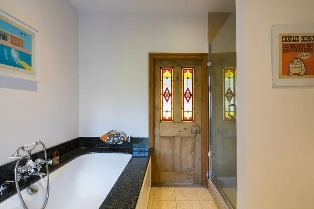 Villa (4 Bedrooms)