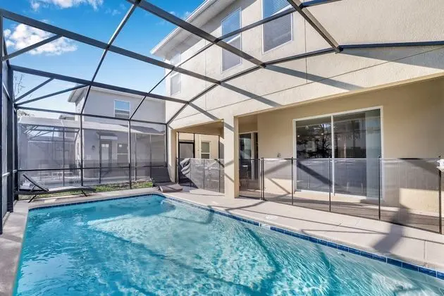 Villa (2145BMD)