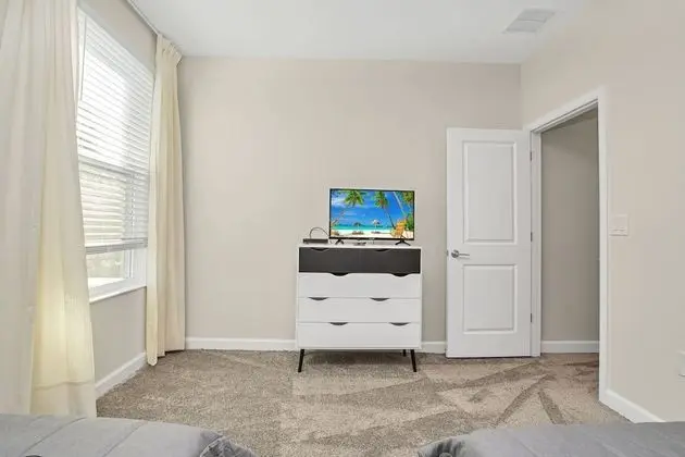 Villa (2145BMD)