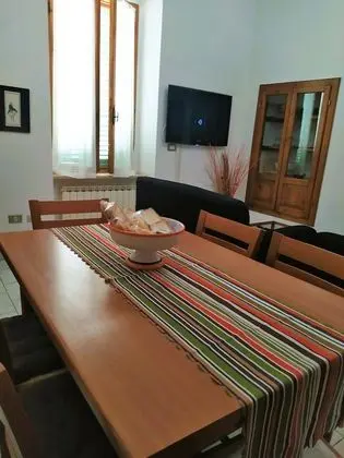 Apart Daire, 2 Yatak Odası, Şömine