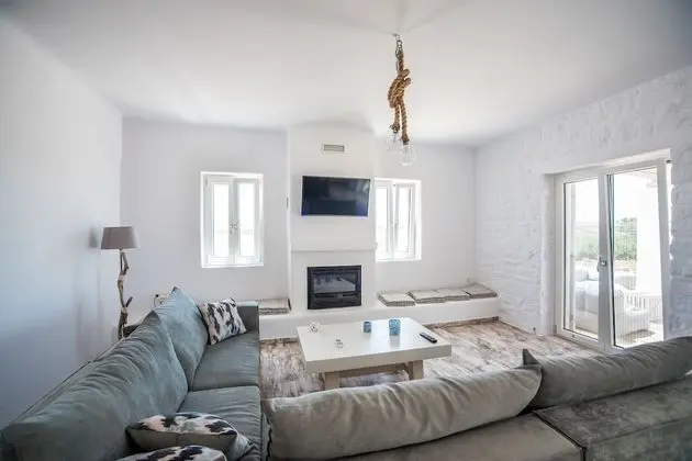 Deluxe Villa