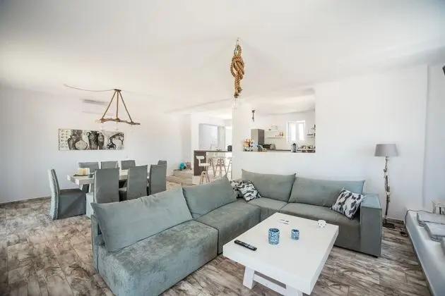 Deluxe Villa