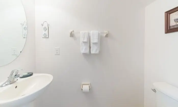 Ev