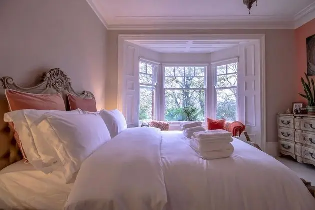 Ev (3 Bedrooms)