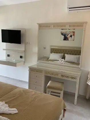 Studio Apartment with Sea View