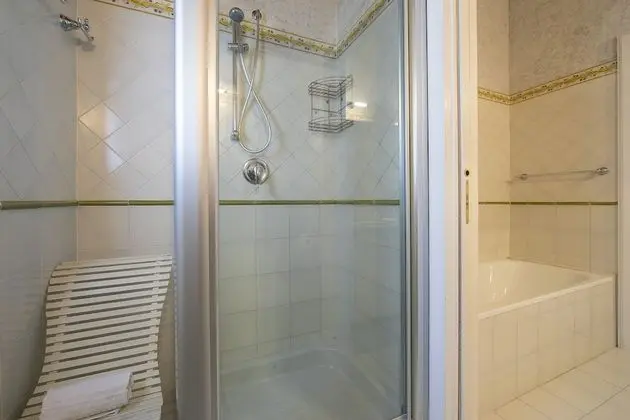 Family Villa, Birden Çok Yatak, 2 Banyolu, Bahçeli (Villa Faccioli Magnolia With Shared)