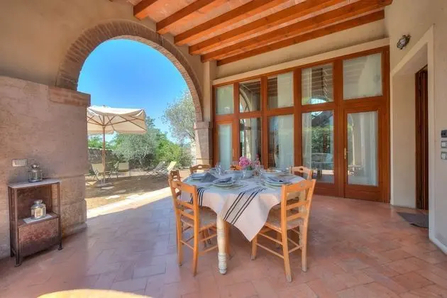 Family Villa, Birden Çok Yatak, 2 Banyolu, Bahçeli (Villa Faccioli Magnolia With Shared)