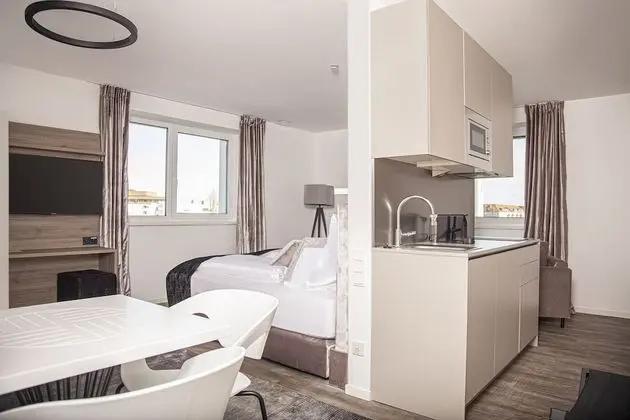Deluxe Apart Daire