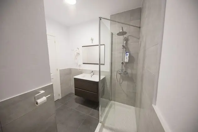 Ortak Ranzalı Oda, Sadece kadınlar için, Ortak Banyo (1 bed in 6-Bed Dormitory Room)