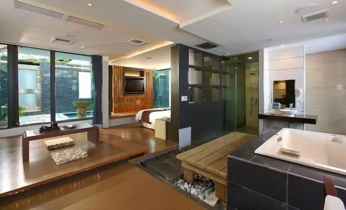 Deluxe Villa (Bali)
