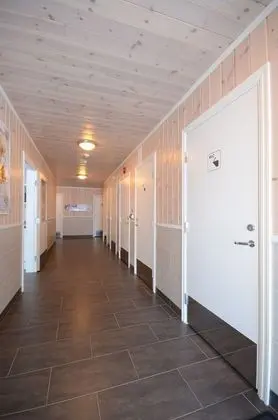 Kulübe, Ortak Banyo (2-5 people)