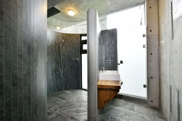 Design Tek Büyük Yataklı Oda, Veranda, Bahçe Manzaralı