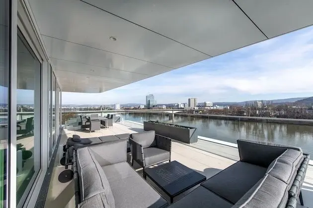 Çatı Katı Süiti (Penthouse), Veranda, Marina Manzaralı