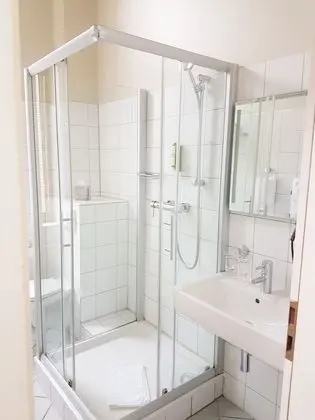 Tek Büyük Yataklı Oda (Seitenflügel)