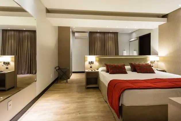 Premium Tek Büyük Yataklı Oda (Suite)