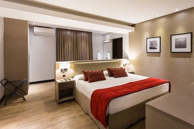 Premium Tek Büyük Yataklı Oda (Suite)