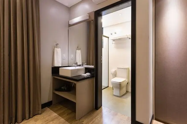 Premium Tek Büyük Yataklı Oda (Suite)
