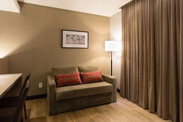 Premium Üç Kişilik Oda (Suite)