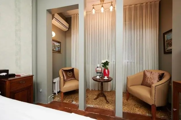 Standart Oda, Şehir Manzaralı
