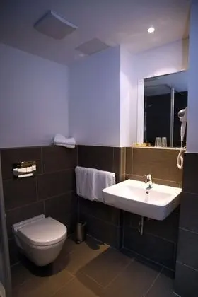 Tek Kişilik Oda, 1 Tek Kişilik Yatak