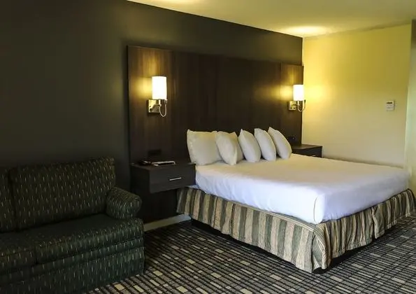 Upper Level, 1 King Bed