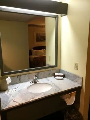 Upper Level, 1 King Bed