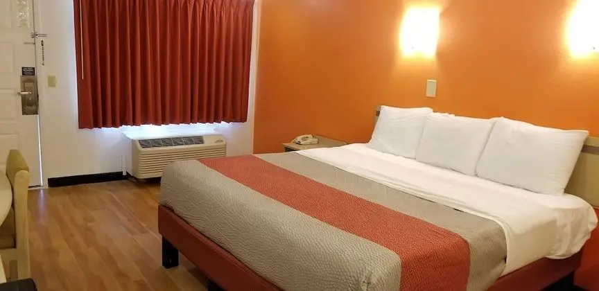 Standard Oda, 1 En Büyük (King) Boy Yatak, Sigara İçilmez