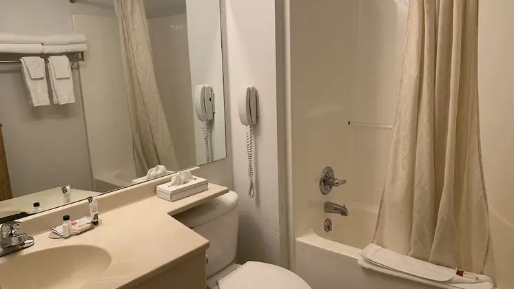 Standard Oda, 2 Büyük (Queen) Boy Yatak