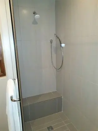 Standard Tek Büyük Yataklı Oda, Bahçe Manzaralı
