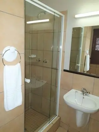 Standard Tek Büyük Yataklı Oda, Bahçe Manzaralı