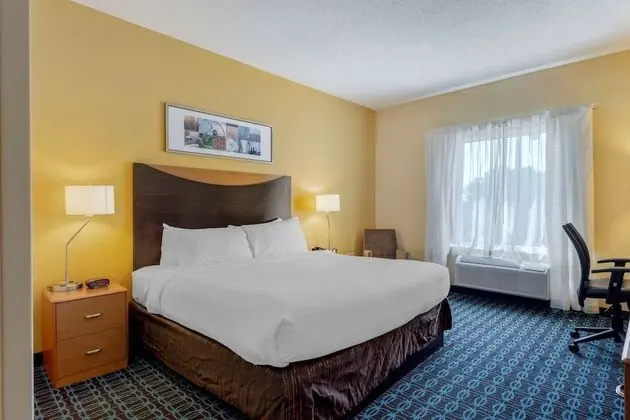 Oda, 1 En Büyük (King) Boy Yatak, Engellilere Uygun, Sigara İçilmez