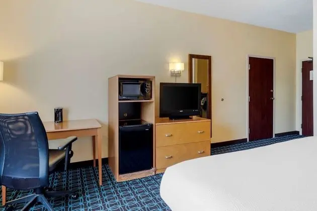 Oda, 1 En Büyük (King) Boy Yatak, Engellilere Uygun, Sigara İçilmez