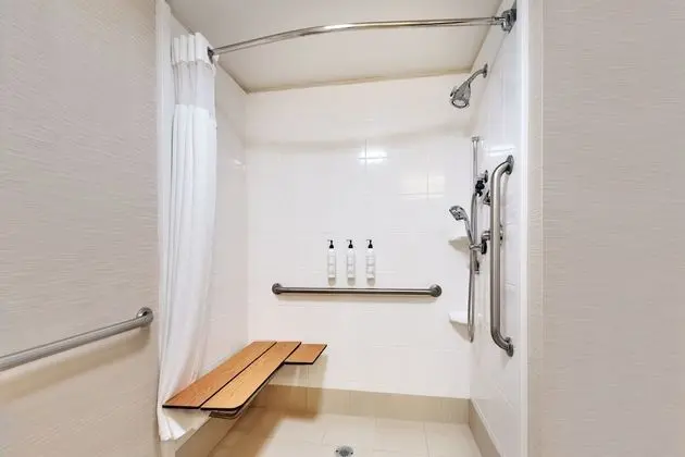 Oda, 1 En Büyük (King) Boy Yatak